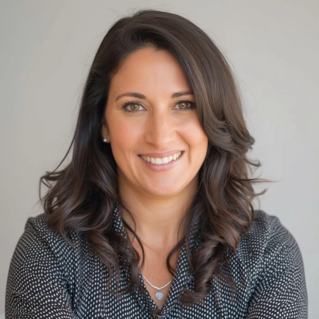 Sofía Benítez, Gerente de Proyectos